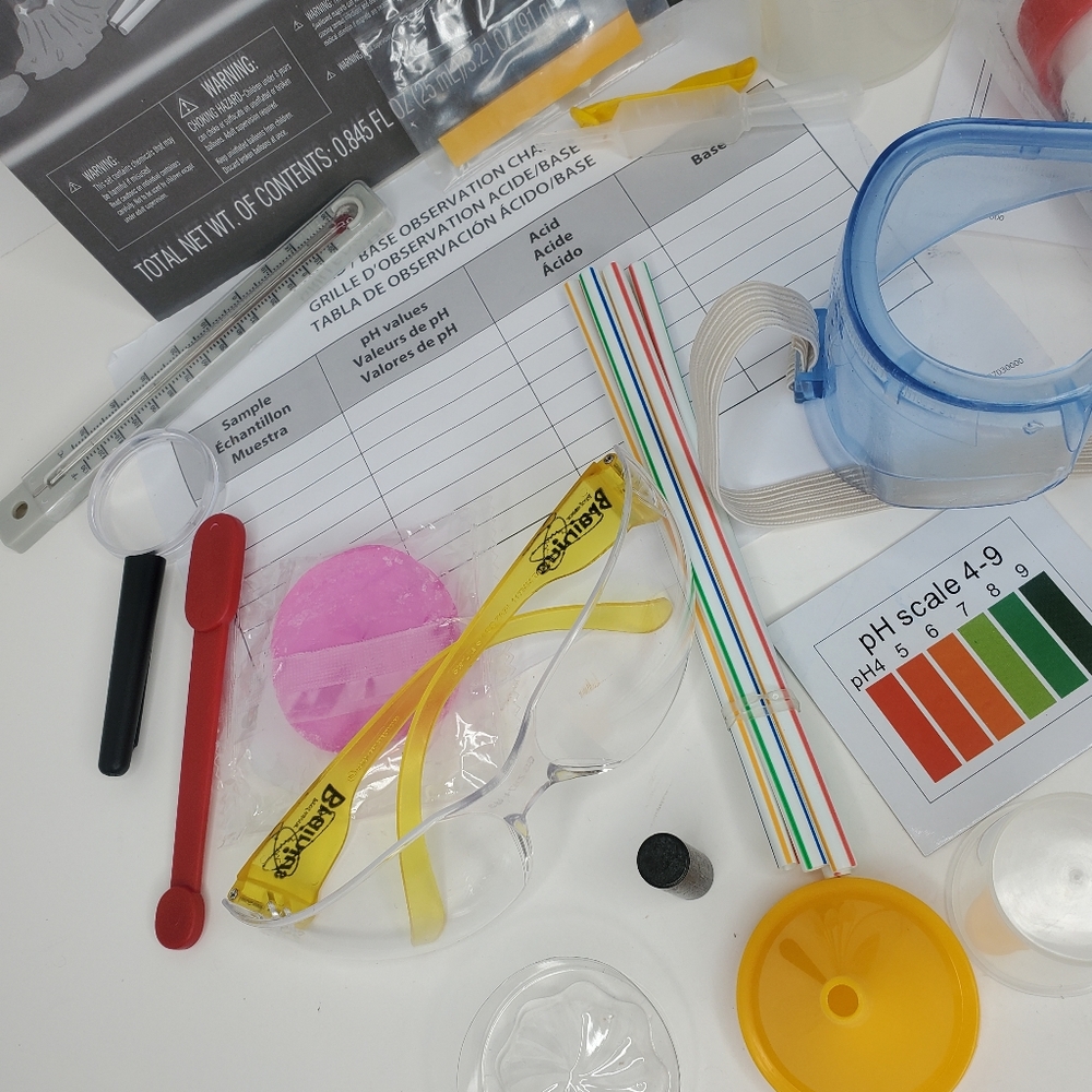 22‎ Pc. EduScience Wacky Lab Kids Intro Chemistry Interactive Set Incomplete - Picture 3 of 5